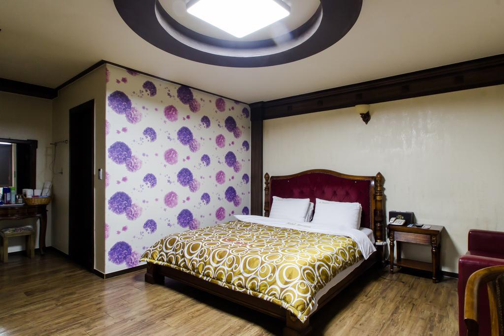 Guangju Hotel Banana Gwangju Metropolitan City Ngoại thất bức ảnh