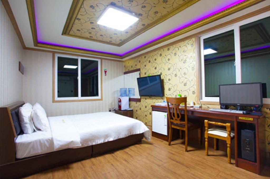 Guangju Hotel Banana Gwangju Metropolitan City Ngoại thất bức ảnh