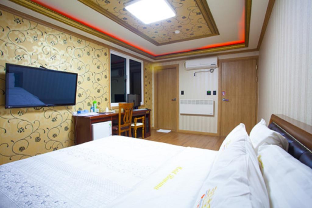 Guangju Hotel Banana Gwangju Metropolitan City Ngoại thất bức ảnh
