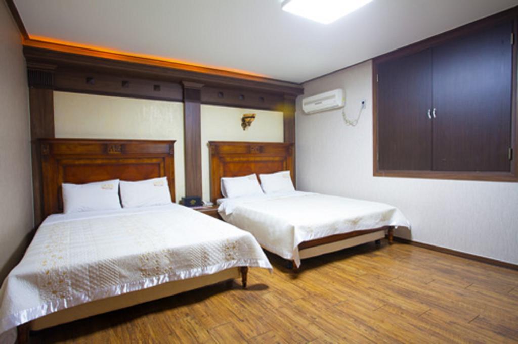 Guangju Hotel Banana Gwangju Metropolitan City Ngoại thất bức ảnh