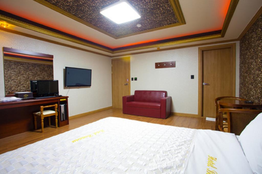 Guangju Hotel Banana Gwangju Metropolitan City Ngoại thất bức ảnh
